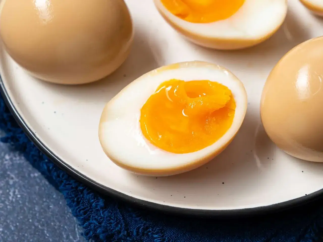 Ajitsuke Tamago w ramen