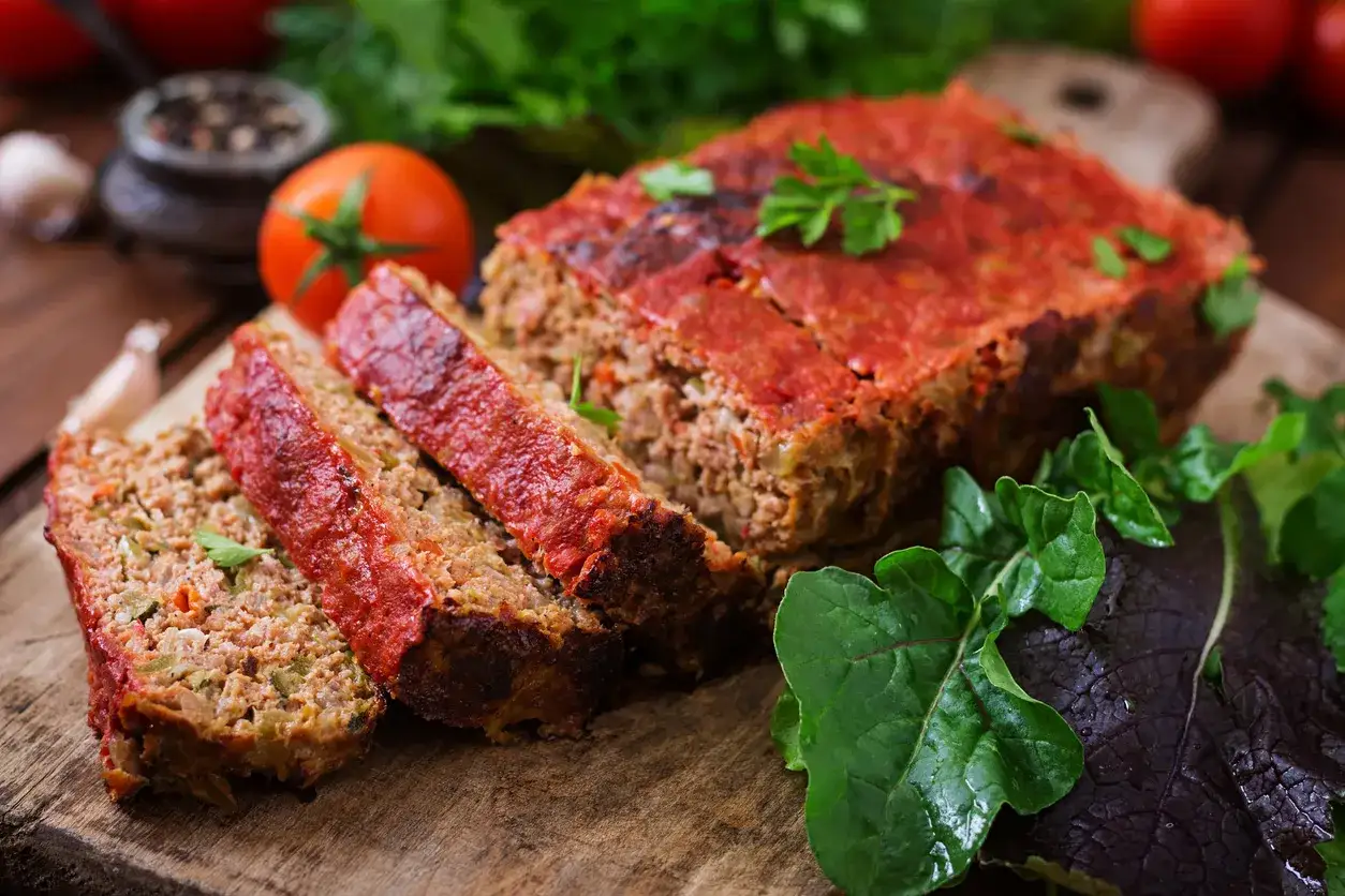 Pękająca pieczeń rzymska przyczyny